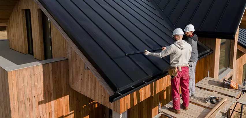 Professional Barn Roof Repair Services in Glenview, IL