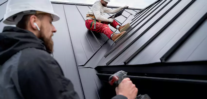 Professional Gutter Repair Services in Glenview, IL