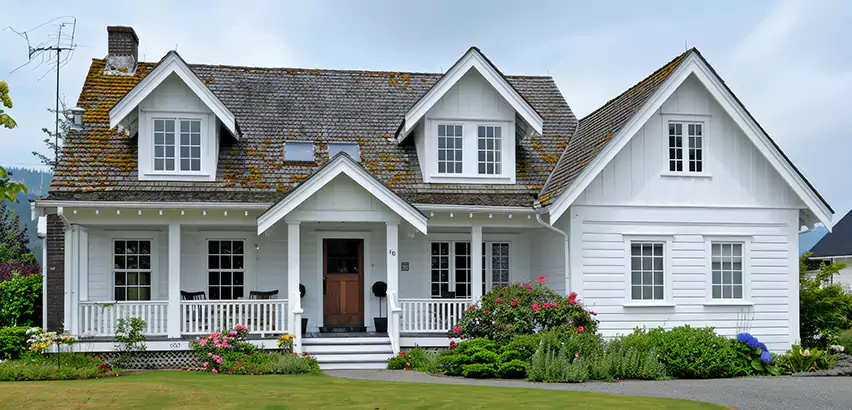Professional Roofing and Siding Services in Glenview, IL