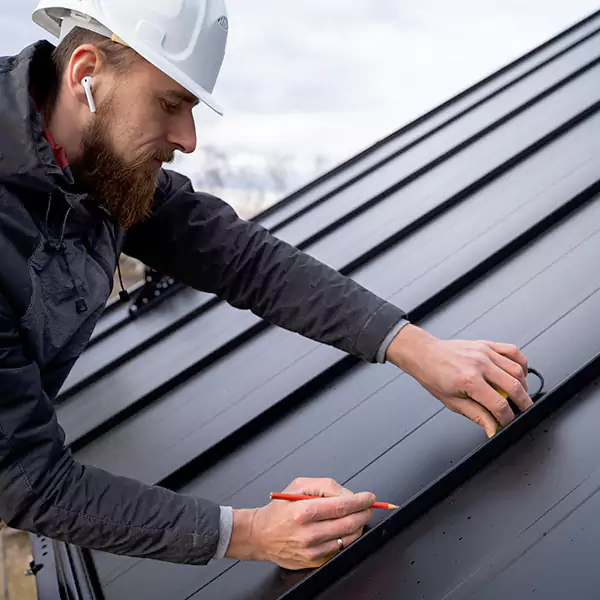 Why Glenview Property Owners Choose Glenview Roofing Pro for Tin Roof Repair service?